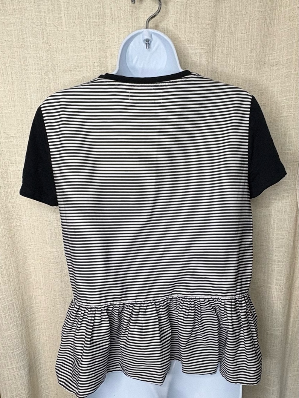 Kate Spade Broome Street Striped Ruffle Back Peplum Tee Black White Small - Picture 2 of 4